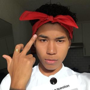 Meet your Posher, Aung